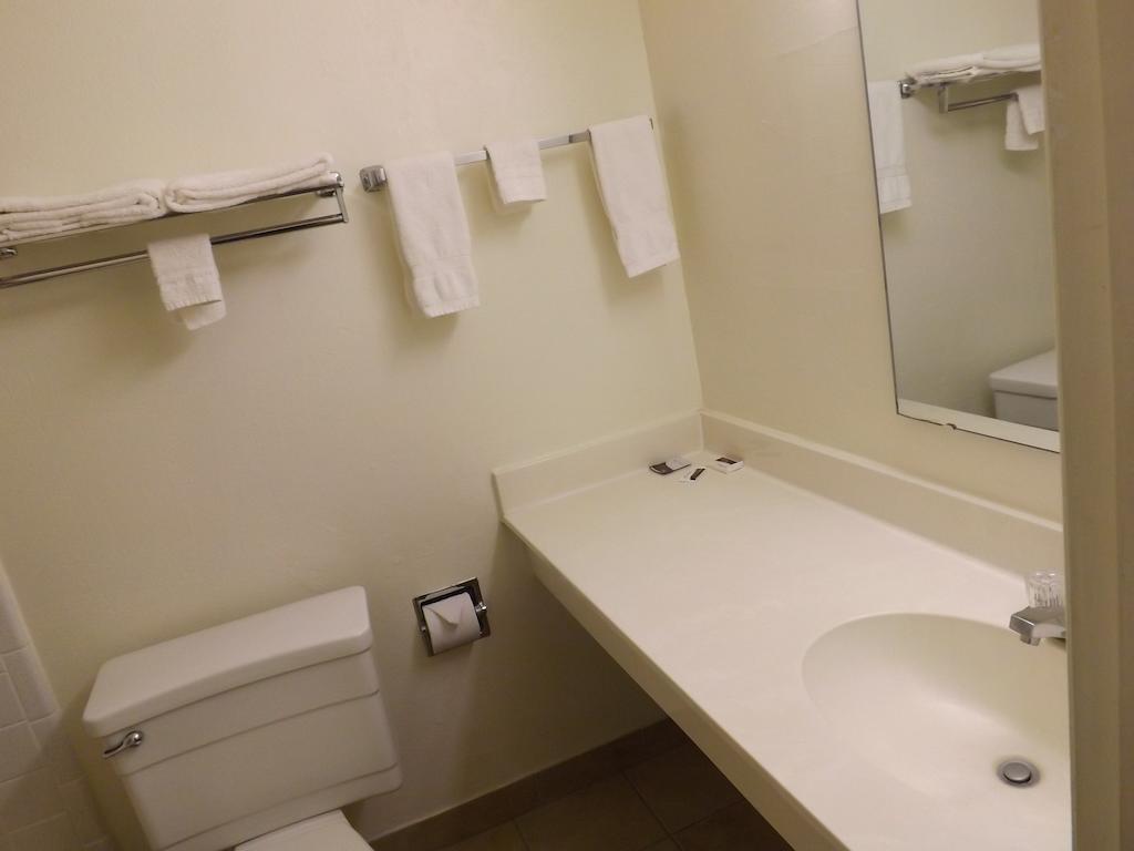 Tristar Inn Xpress Tucumcari Exteriör bild