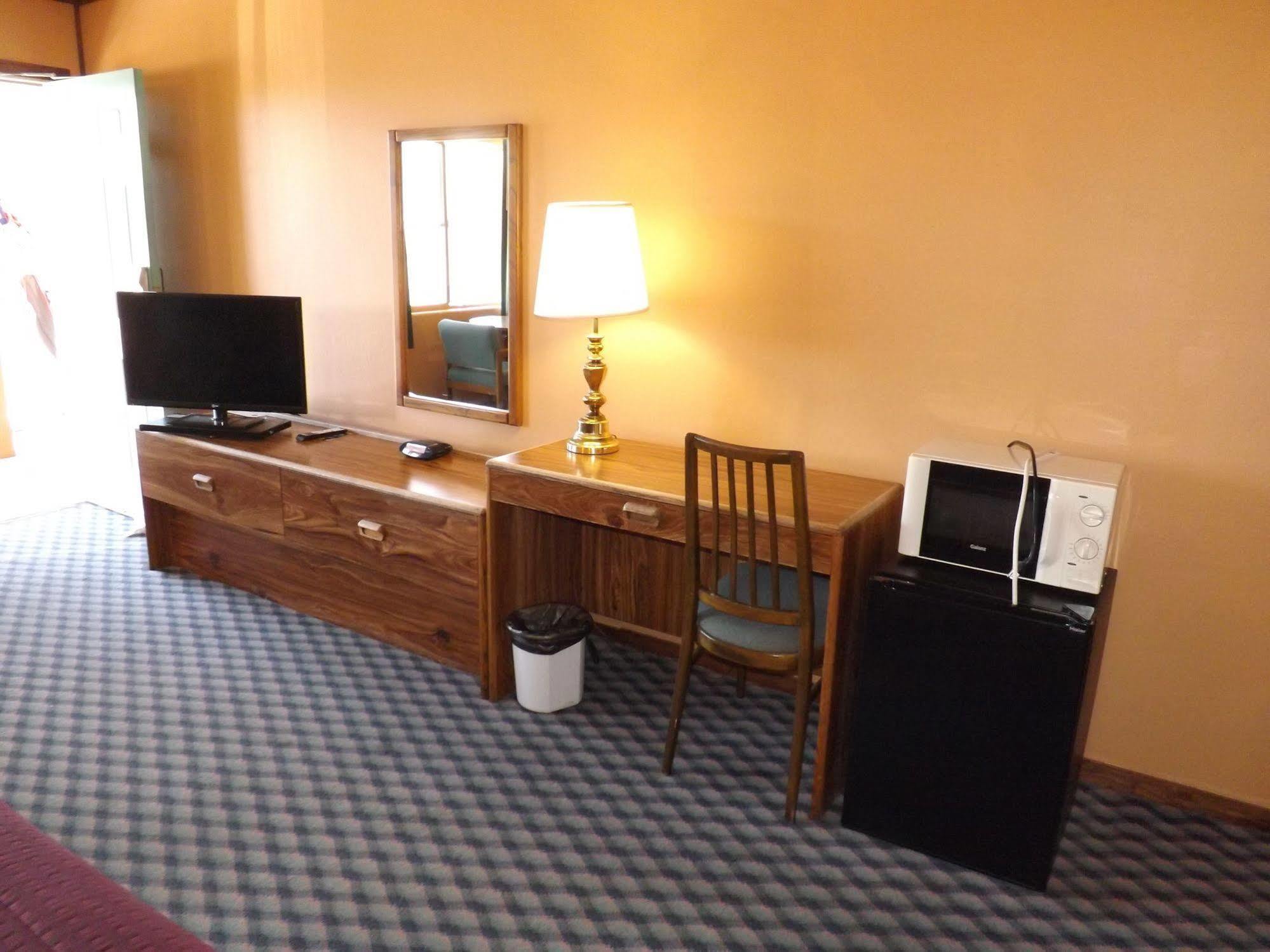 Tristar Inn Xpress Tucumcari Exteriör bild