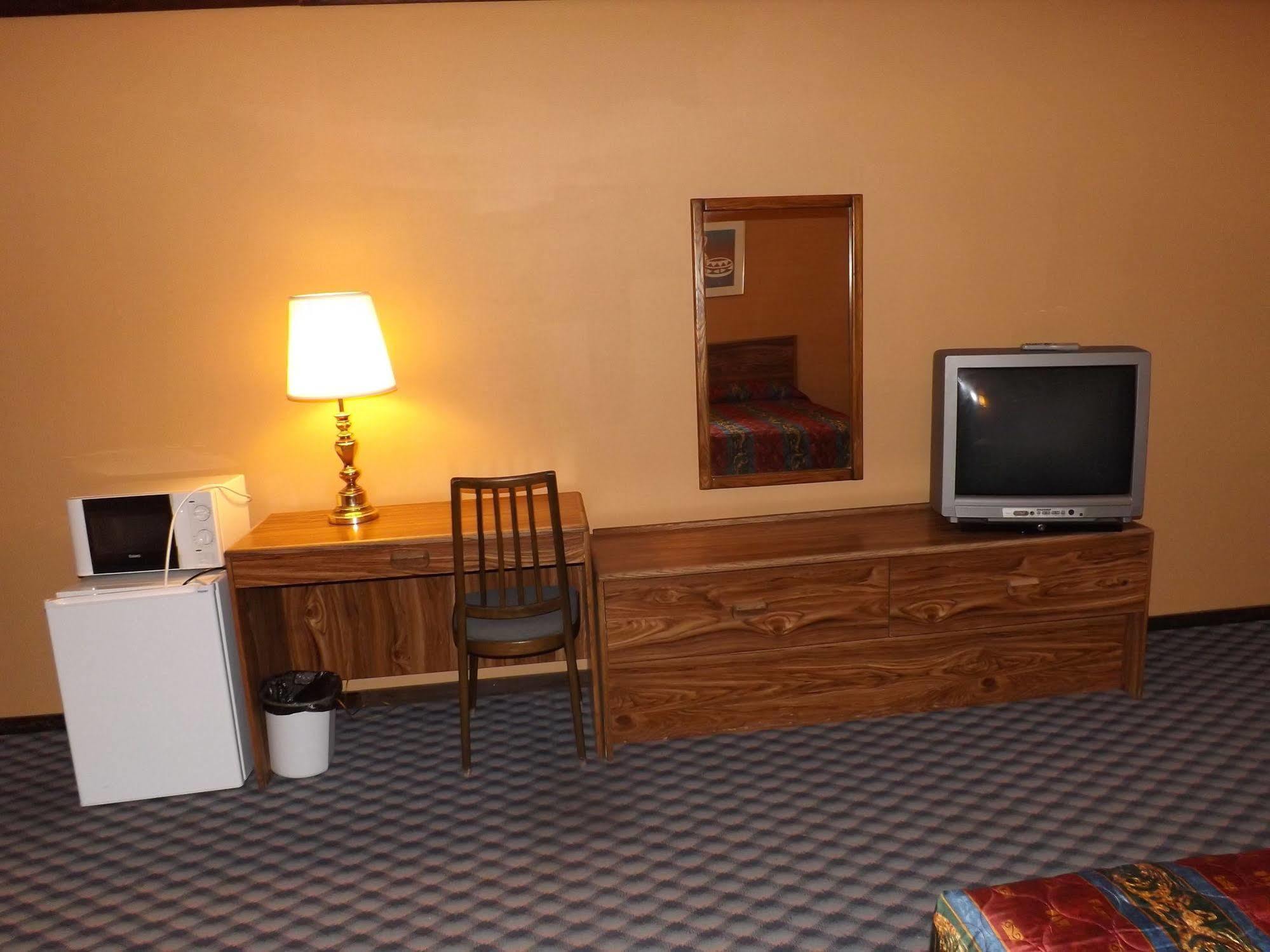 Tristar Inn Xpress Tucumcari Exteriör bild