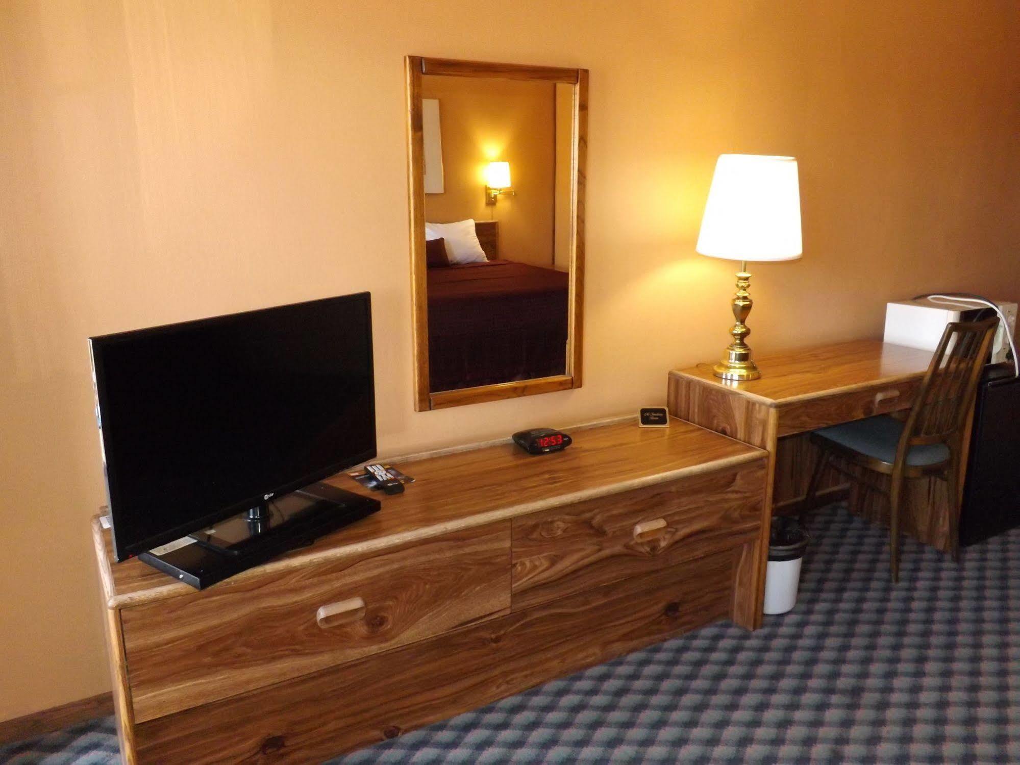 Tristar Inn Xpress Tucumcari Exteriör bild